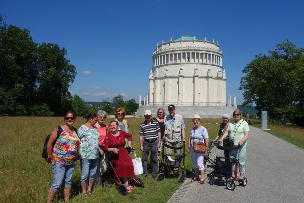 Gruppe von Menschen in Kelheim